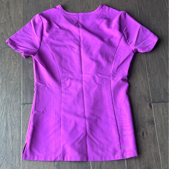 Figs Technical Collection Scrub Top. XS. - Picture 4 of 4